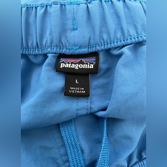 Patagonia Barely Baggies Large - Picture 3 of 5